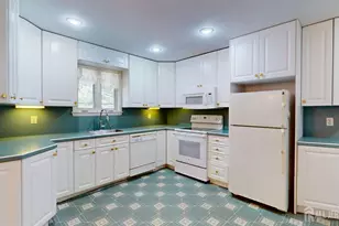 14 Brookside Ave, Old Bridge Township, NJ 08857 - Photo 9