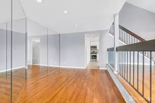 384 Westgate Dr, Edison, NJ 08820 - Photo 17