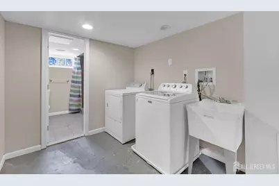 605 Oak Tree Avenue, South Plainfield, NJ 07080 - Photo 27