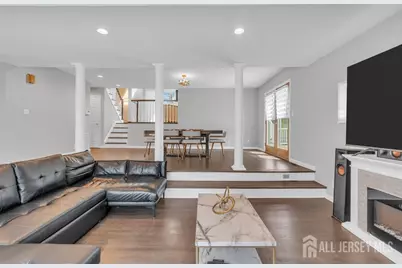 17 Thomas Road, East Brunswick Township, NJ 08816 - Photo 9