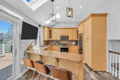 17 Thomas Road, East Brunswick Township, NJ 08816 - Photo 11