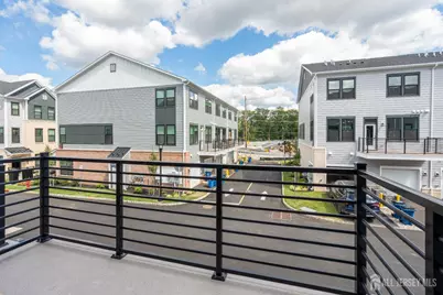 620 Sadie Circle, New Brunswick, NJ 08901 - Photo 15