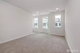 620 Sadie Cir, New Brunswick, NJ 08901 - Photo 23