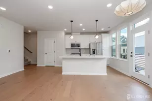 620 Sadie Cir, New Brunswick, NJ 08901 - Photo 5