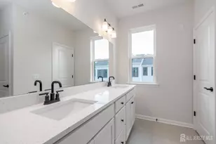 620 Sadie Cir, New Brunswick, NJ 08901 - Photo 29