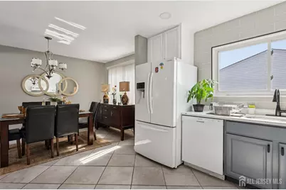 14 Spoganetz Avenue, Carteret, NJ 07008 - Photo 7