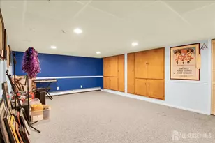 10 Cutter Ave, Edison, NJ 08820 - Photo 17