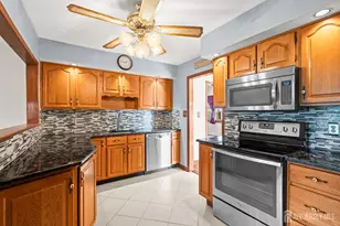 57 Columbus Ave, Edison, NJ 08817 - Photo 11