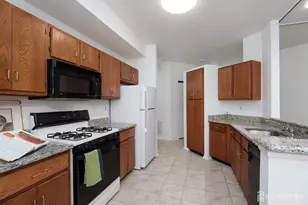 4031 Bayberry Ct, South Brunswick Township, NJ 08852 - Photo 17