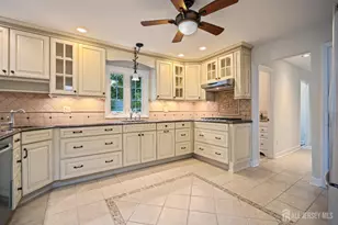 4 Colin St, East Brunswick Township, NJ 08816 - Photo 9