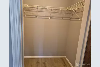915 Edison Glen Terrace, Edison, NJ 08837 - Photo 23