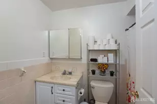 135 Beverly Hill Terrace, Woodbridge Township, NJ 07095 - Photo 11