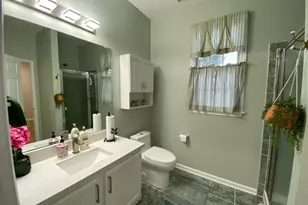 2 Hampshire Pl, Monroe Township, NJ 08831 - Photo 11