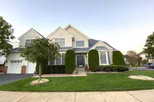 2 Hampshire Pl, Monroe Township, NJ 08831 - Photo 1