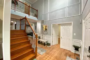 2 Hampshire Pl, Monroe Township, NJ 08831 - Photo 5