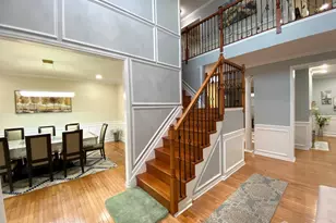 2 Hampshire Pl, Monroe Township, NJ 08831 - Photo 7