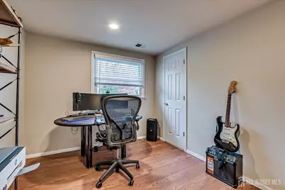 21 Norton Road, East Brunswick Township, NJ 08816 - Photo 29