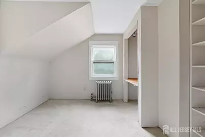 225 Irvington Avenue, Franklin Township, NJ 08873 - Photo 17