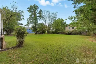 225 Irvington Ave, Franklin Township, NJ 08873 - Photo 27