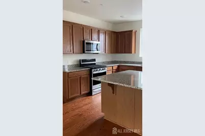 65 Cannon Street, North Brunswick Township, NJ 08902 - Photo 9