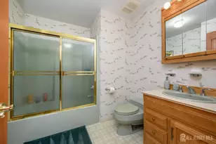 1404 Columbus Rd, Burlington Twp, NJ 08016 - Photo 27