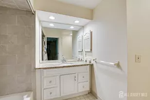 5001 Stonehedge Rd, Edison, NJ 08820 - Photo 17