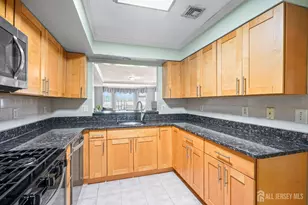 265 Front St, Perth Amboy, NJ 08861 - Photo 11