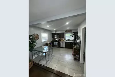 1019 Main Street, Fords, NJ 08824 - Photo 9