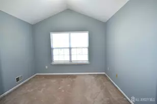 24 Hawthorne Rd, North Brunswick Township, NJ 08902 - Photo 21