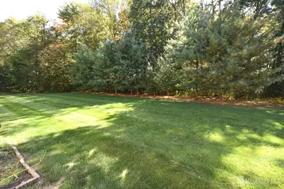 24 Hawthorne Road, North Brunswick Township, NJ 08902 - Photo 33