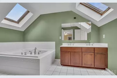 231 Cranbury Station Road, Monroe Township, NJ 08831 - Photo 7
