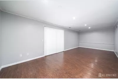 828 Mountain Avenue, Springfield, NJ 07081 - Photo 17
