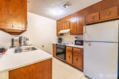 277 Crosse Drive #2G, Monroe Township, NJ 08831 - Photo 7