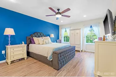 208 Daffodil Drive, Freehold, NJ 07728 - Photo 19