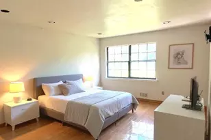 18 Adams Ct, East Brunswick Township, NJ 08816 - Photo 5