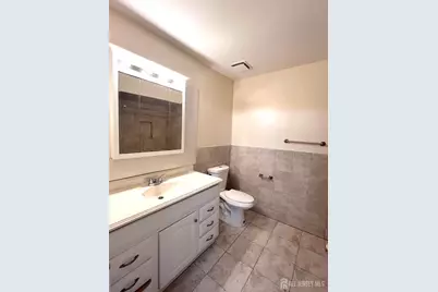 18 Adams Court, East Brunswick Township, NJ 08816 - Photo 9