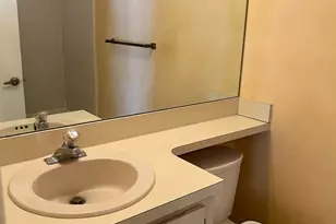 92 Heather Ct, Edison, NJ 08820 - Photo 5