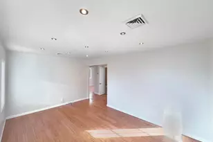 124 Lincoln Ave, Colonia, NJ 07067 - Photo 3