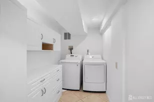 42 Nostrand Rd, Hillsborough Township, NJ 08844 - Photo 43