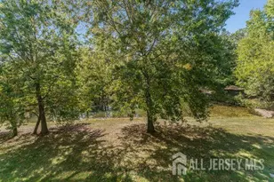 18 N Sheffield Ct, North Brunswick Township, NJ 08902 - Photo 7