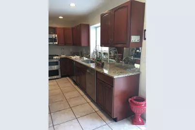 124 Taylor Mills Road, Manalapan Township, NJ 07726 - Photo 7