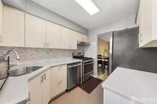 91 Redbud Rd, Piscataway Township, NJ 08854 - Photo 15