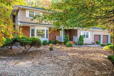 8 Woodmere Road, North Brunswick Township, NJ 08902 - Photo 15