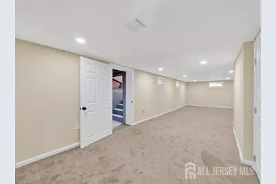 54 Freeman Street, Woodbridge Township, NJ 07095 - Photo 27