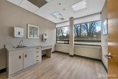 3270 Nj 27 Avenue, South Brunswick Township, NJ 08824 - Photo 9