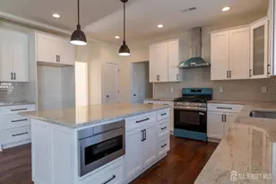 38 Avenue I, Monroe Township, NJ 08831 - Photo 7