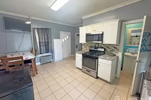 138 Washington Rd, Sayreville, NJ 08872 - Photo 5