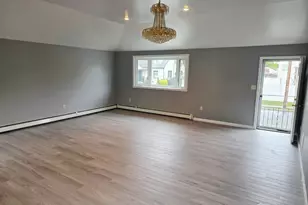 11 Post Blvd, Carteret, NJ 07008 - Photo 5