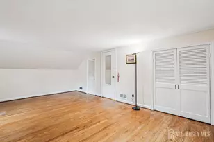 35 Revere Blvd, Edison, NJ 08820 - Photo 17