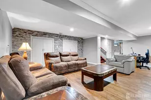 60 Crampton Ave, Woodbridge Township, NJ 07095 - Photo 31